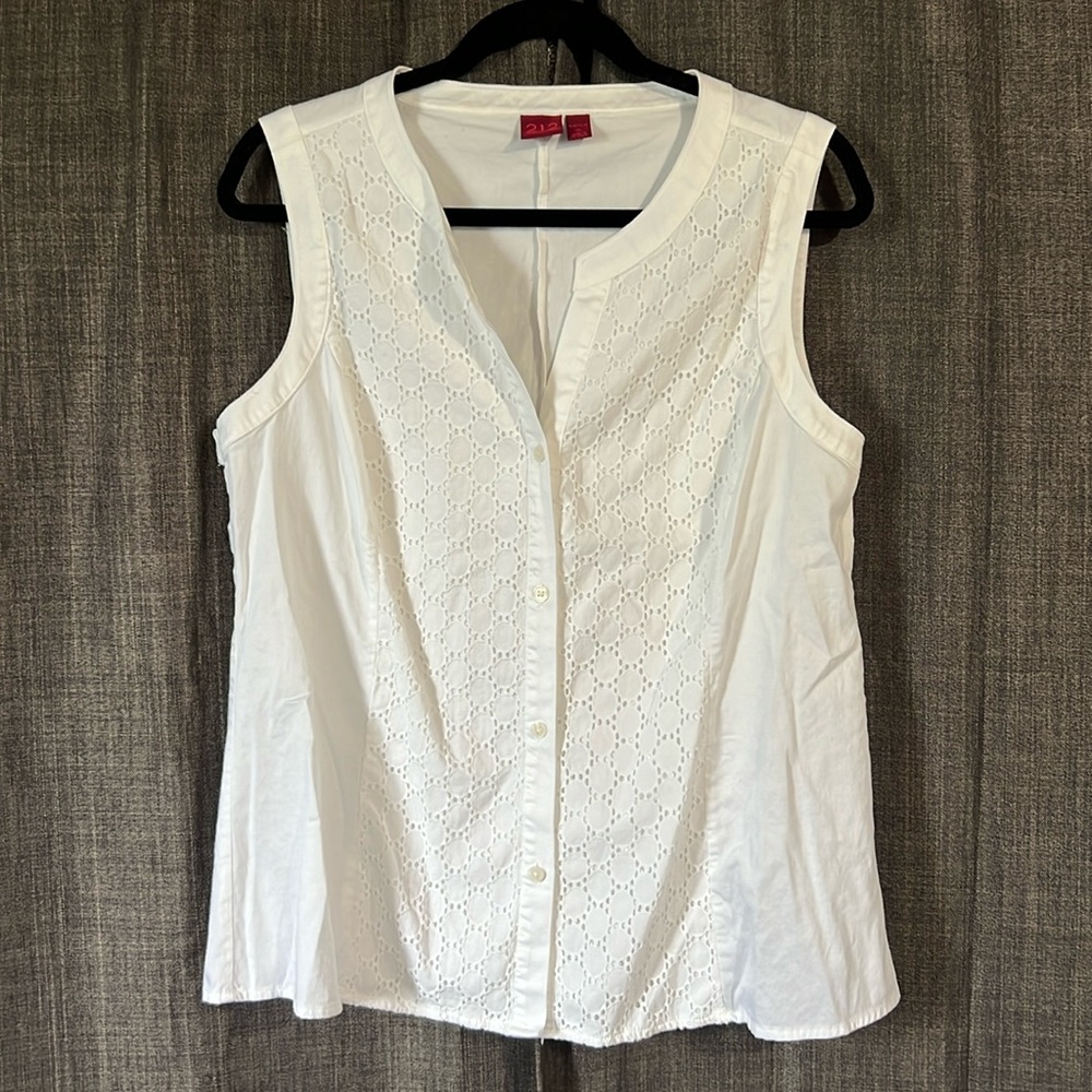 212 collection white button down sleeveless blouse eyelet details XL